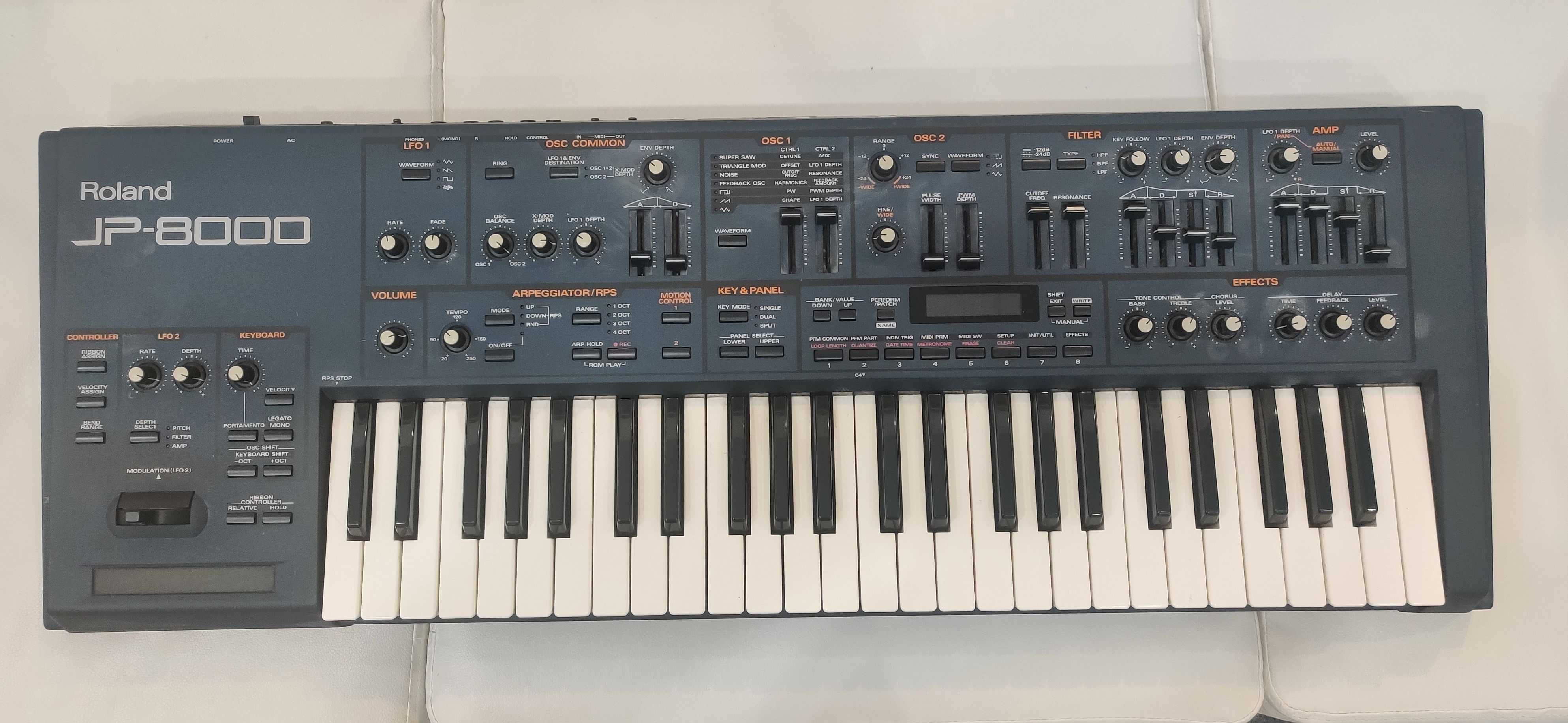 Clapa Roland JP-8000