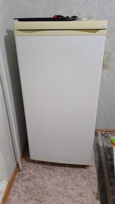 Холодельник б/у сатылады