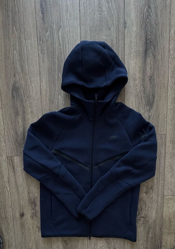 Nike Tech Fleece Сив, Тъмносин и сиво с тъмносиво