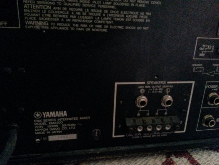 Power Mixer Yamaha 400 w