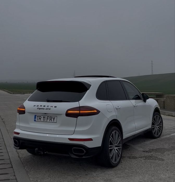 Porsche Cayenne GTS Panoramic