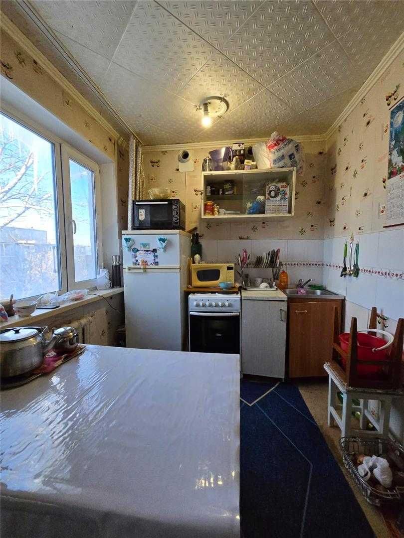 Продам 2х комнатную студию на 7 микрорайоне ][