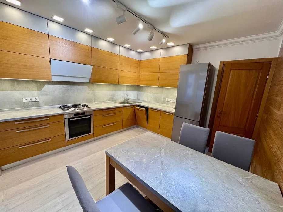 массив ТТЗ-2 | • 3-комн • 85 м² • 4/4 этаж [DR: 012]