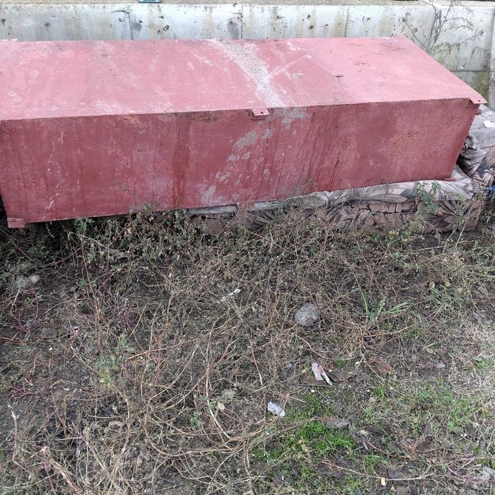 0.5 кубика, 200см Х 60см Х 40см, резервоар за гориво, нафта, дизел.