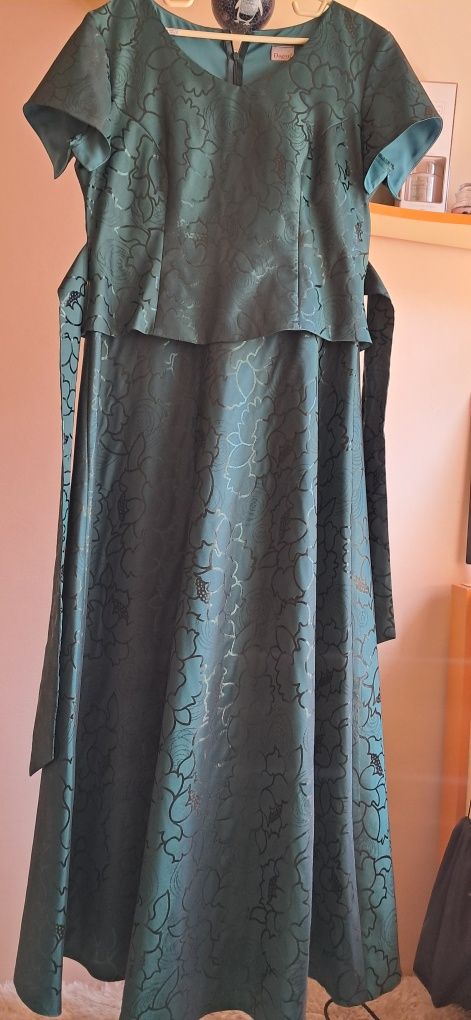 Rochie lunga evenimente