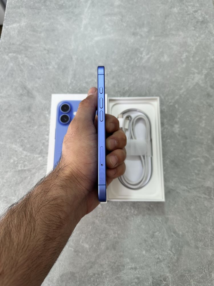 iPhone 16 128GB 100% Ultramarine