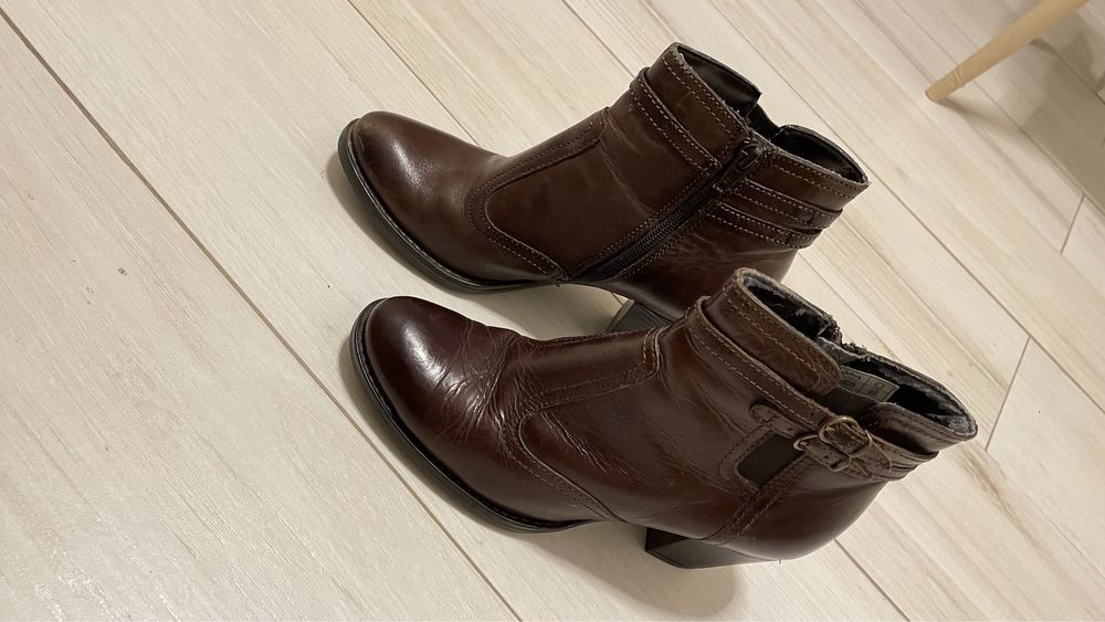 Ghete maro din piele naturala mărimea 36