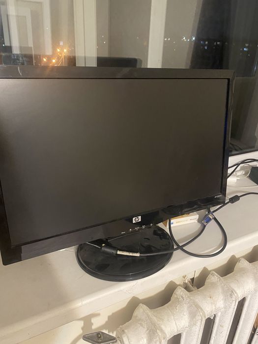 Продам Монитор HP
