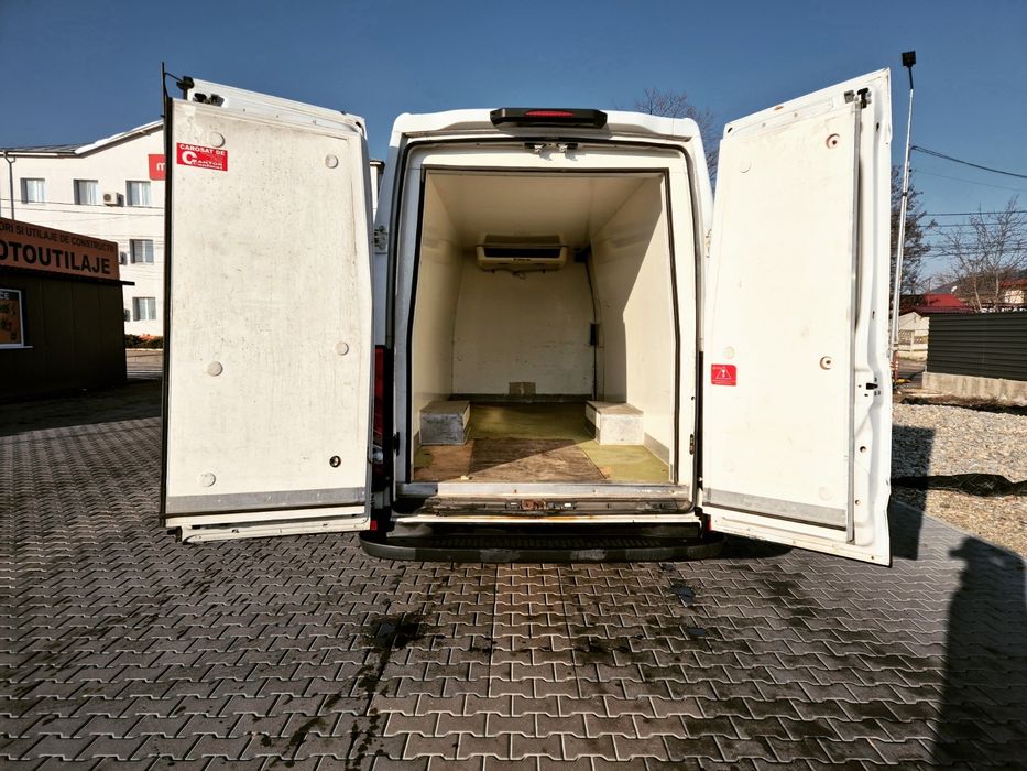 Iveco Daily 35C15 frigorific, punte dublă, bară torsiune, XXL, VARIANT