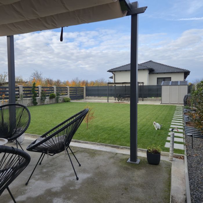 Vând casa zona Paulesti