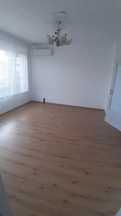 Дава се под наем Двустаен апартамент в Пловдив, Център - 64 кв.м за 265 € - Снимка #2