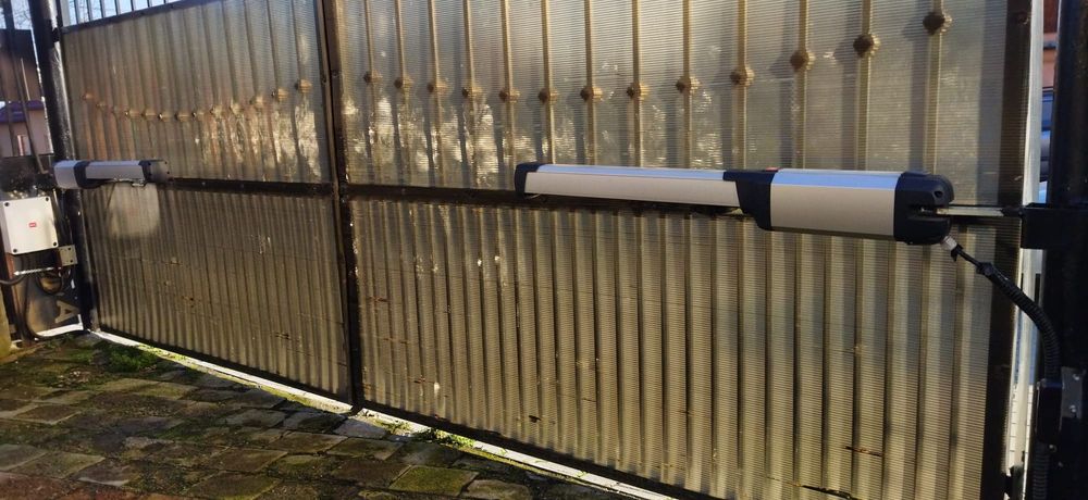 Automatizări porți