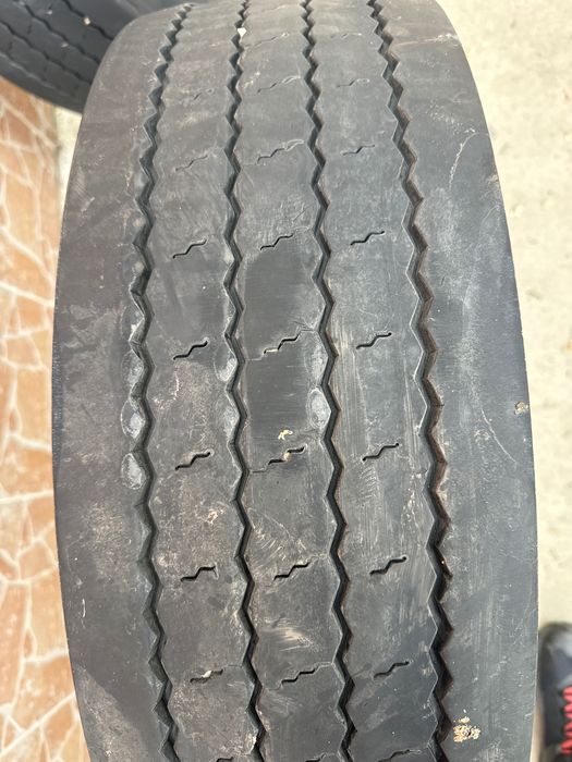 235/75/17,5 предна шарка