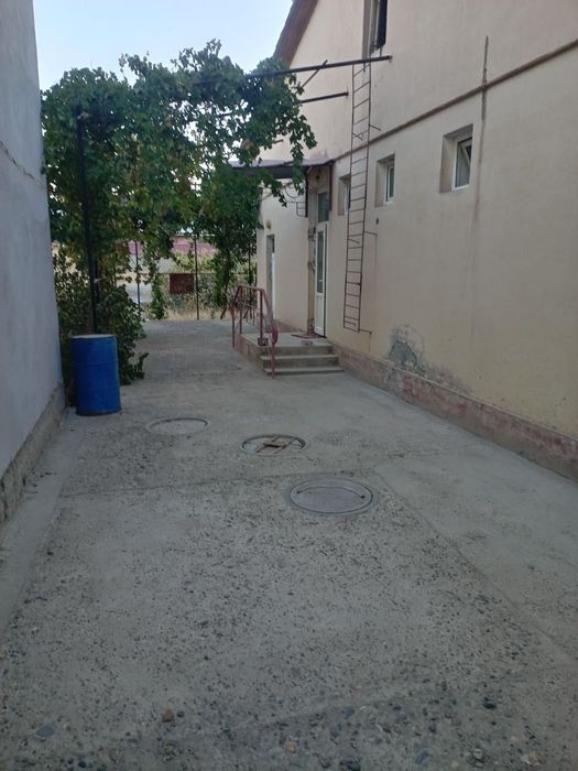 Ховли уй .котеж . Навоий в.