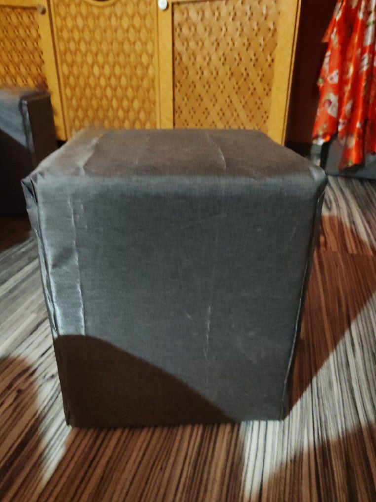 Vand tabureti de calitate,făcuți manual acasă