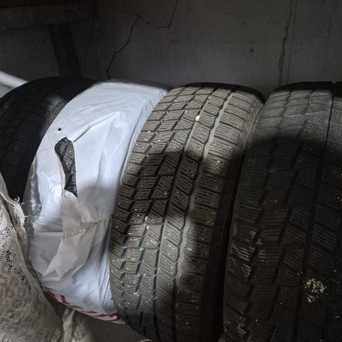 Шыны зимние липучка комплект