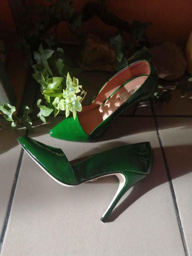 Дамски зелени високи обувки