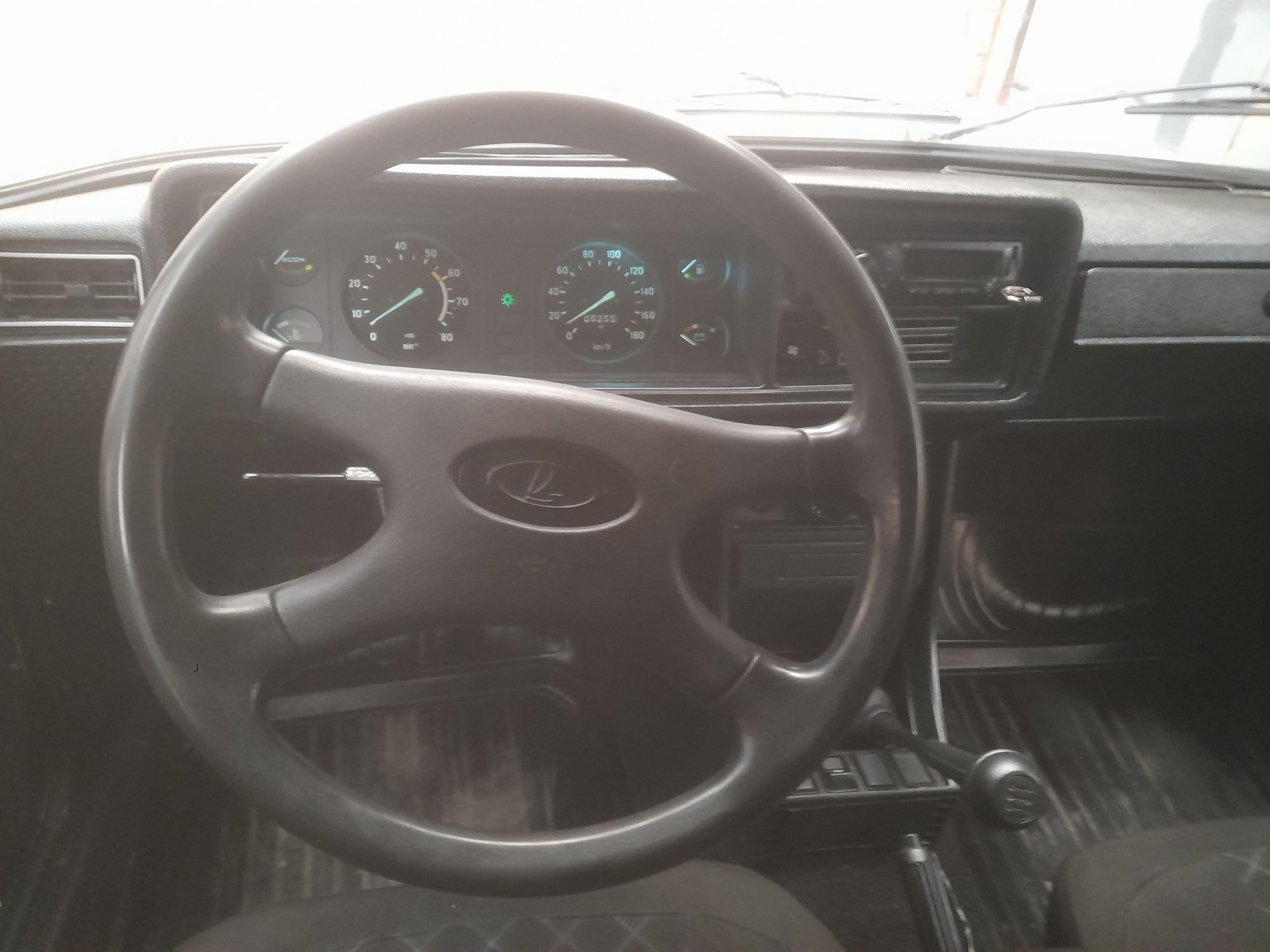 Vaz 2107 sotoladi