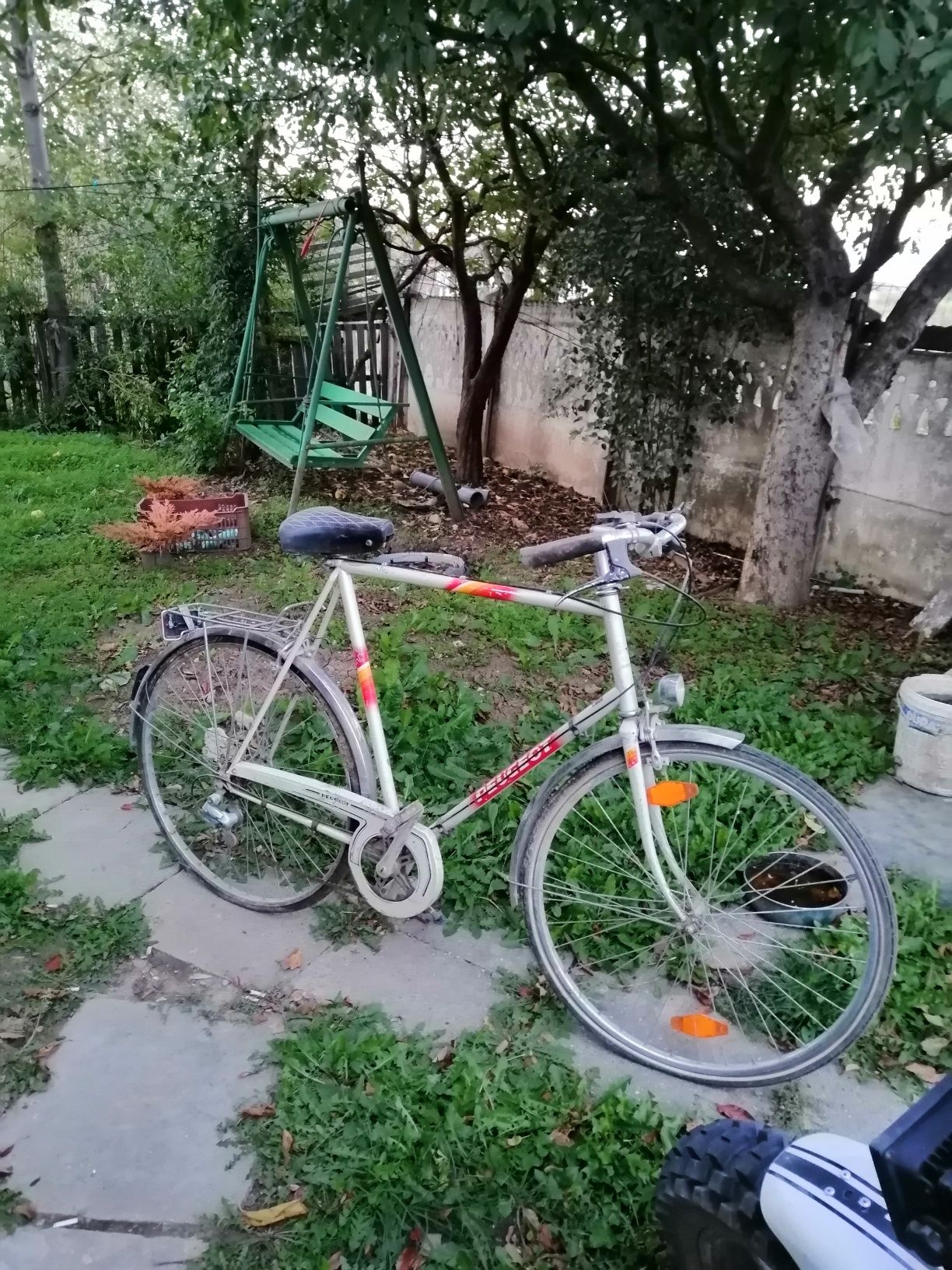 Bicicleta pugeot vând/schimb cu aparat de sudura sau troliu winch