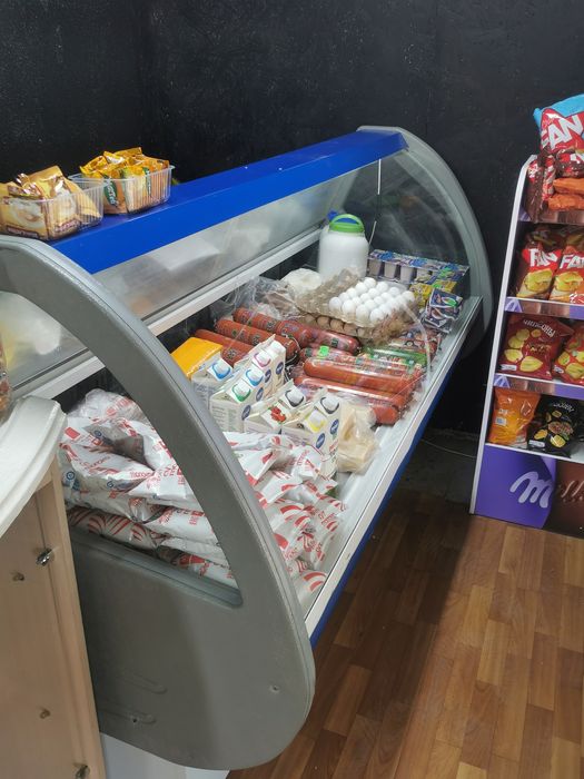 Холодиьник продуктовый