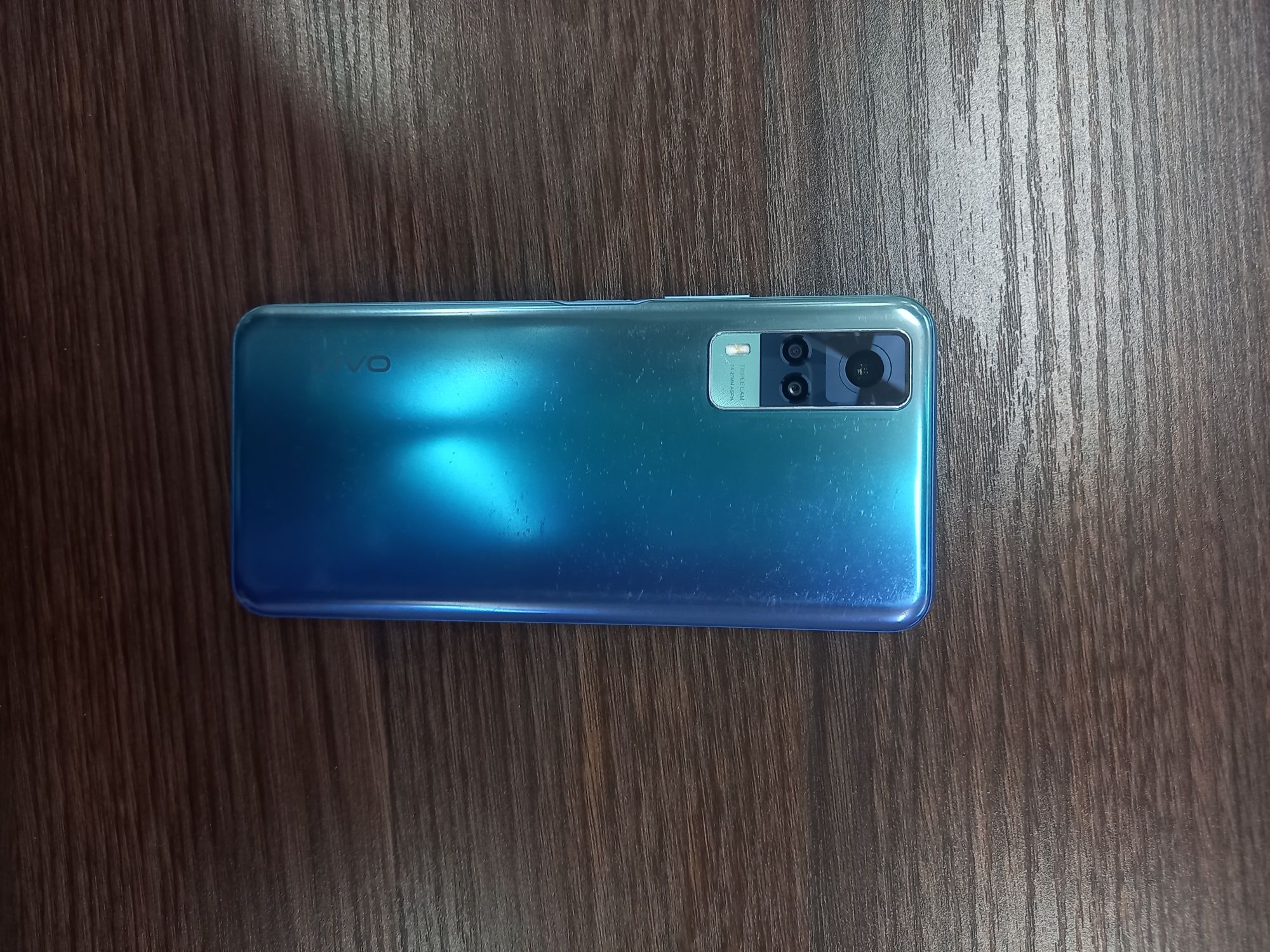Продается Телефон Vivo Y31. Озу-4гб Память-128гб.