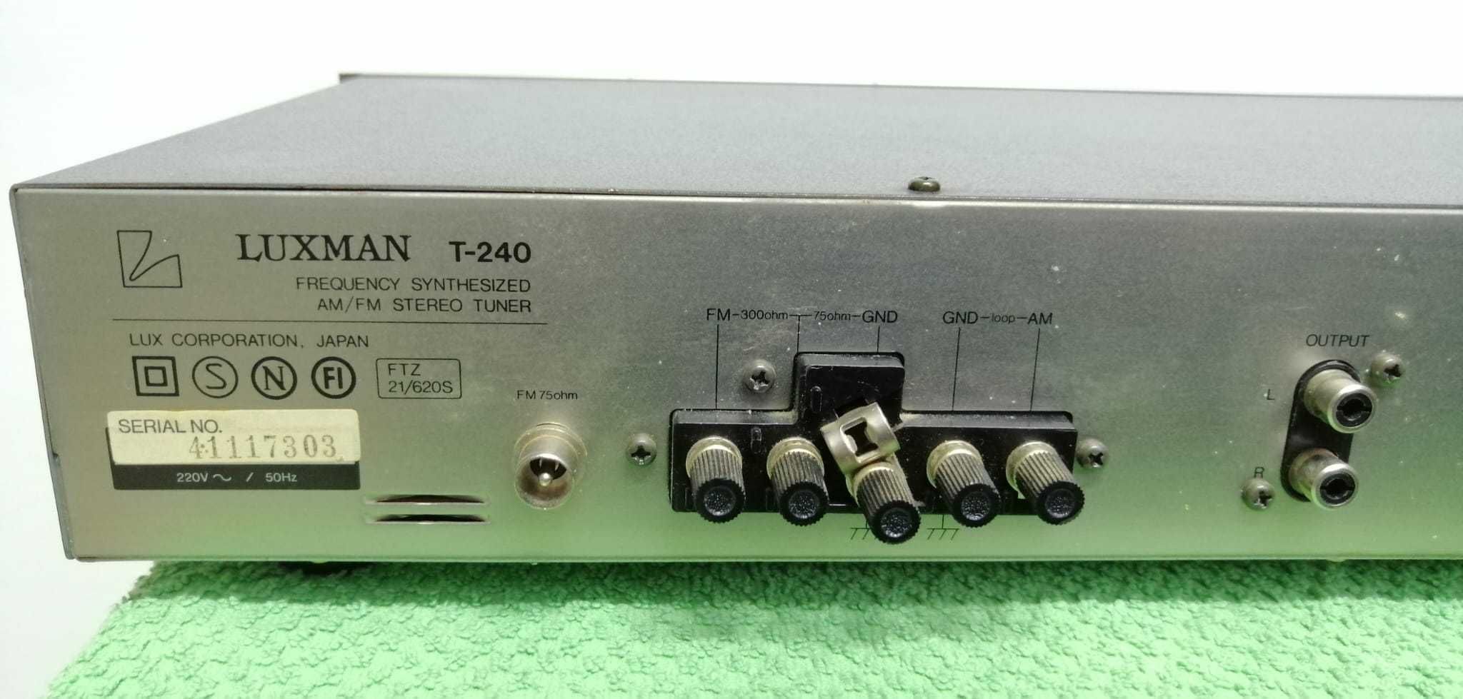 tuner radio Luxman T-240