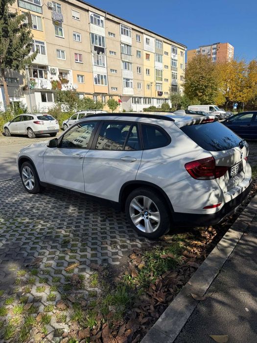 BMW X1 // XDRIVE Automat