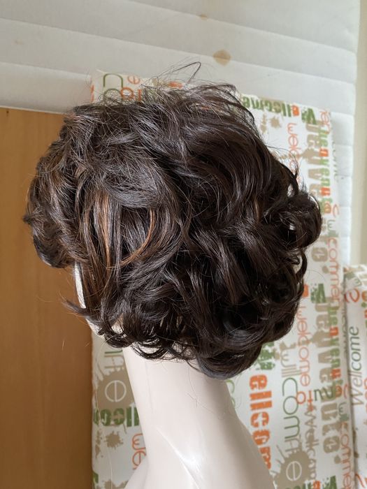 Peruca saten inchis aspect par natural doamne