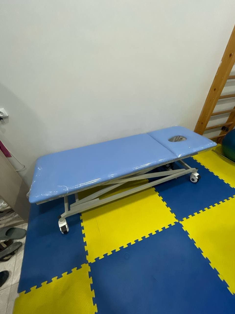 Медицинский мебель
