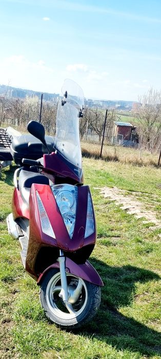VÂND/SCHIMB MAXI Scuter HONDA PANTHEON an 2005 de 150 CC 4 timpi Impec