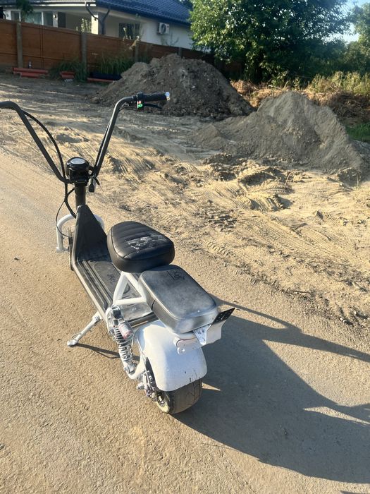 Scuter electric mini