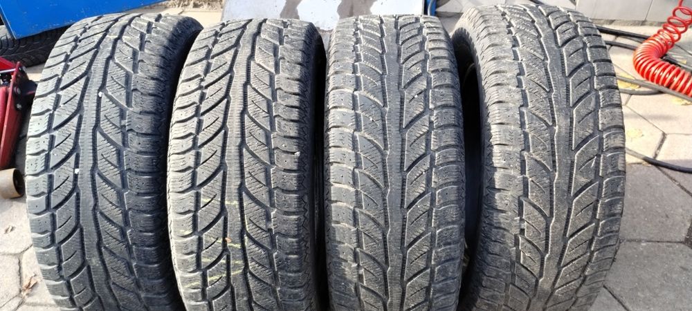Автомобилни Гуми