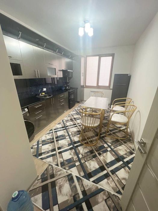 Sergeli 2-bekat metroga yaqin joyda kvartira bor Bezmakler