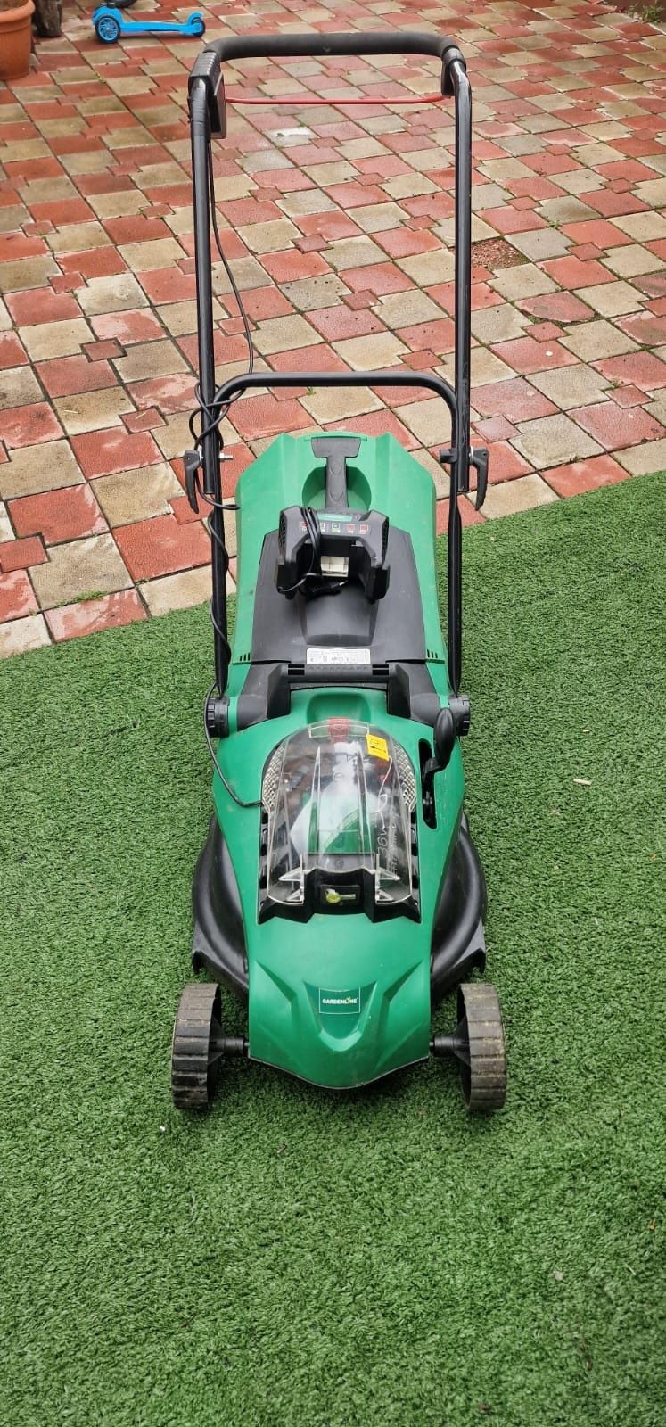 Masina de tuns iarba gazonul gardenline cu acumulator 36v
