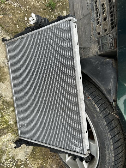 Воден радиатор бмв е46 2.8 бензин