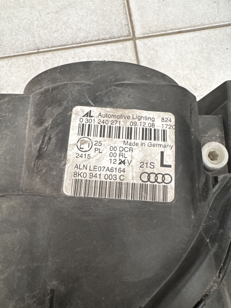 Фар за AUDI A4 B8 2010