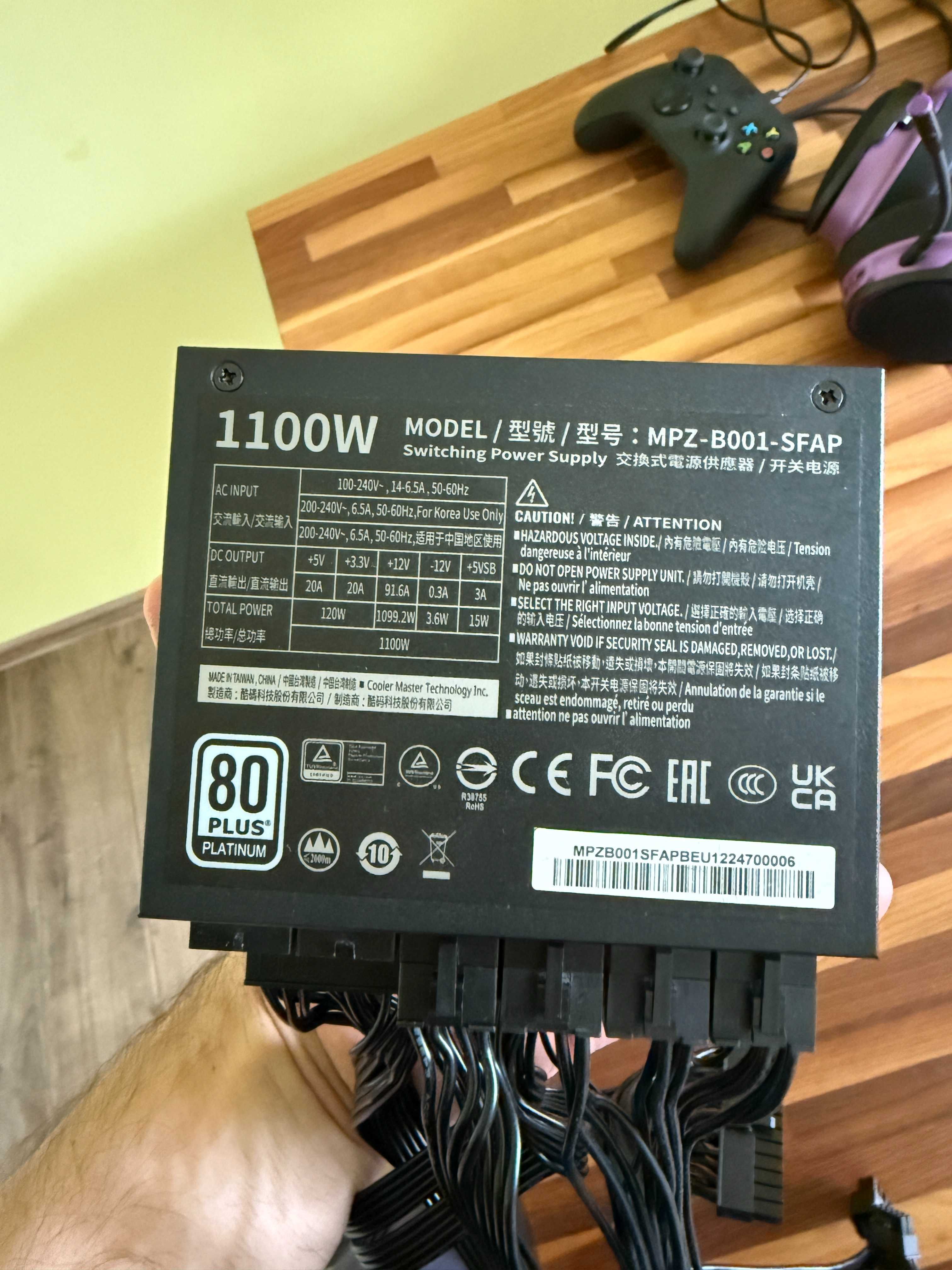 CoolerMaster  V SFX Platinum 1100 Watts захранване