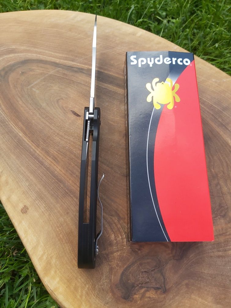 Сгъваем нож Spyderco Vogt Tropen