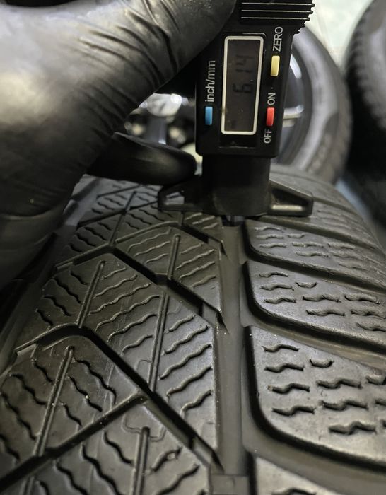 Set jante aliaj R17 VW Golf Passat Jetta 205/50/17 Pirelli iarna