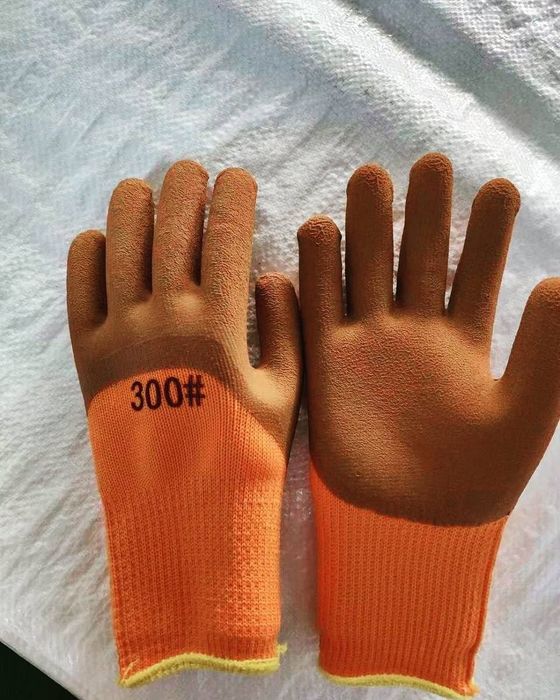 Перчатки рабочие