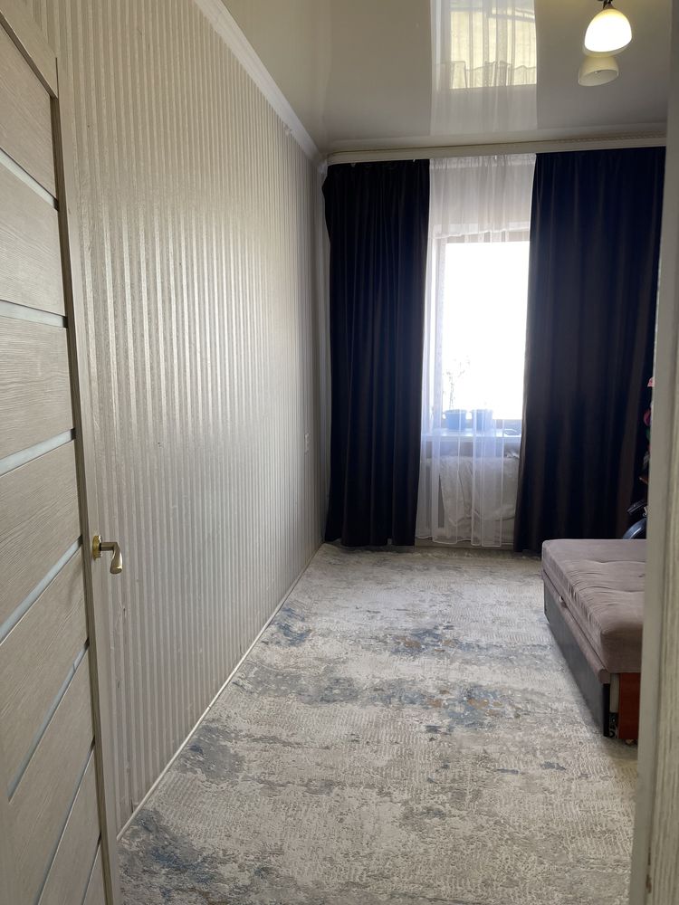 Продам 4-х комнатную квартиру ленинградского проекта