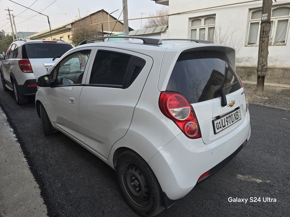 Срочно Spark 4 позиция