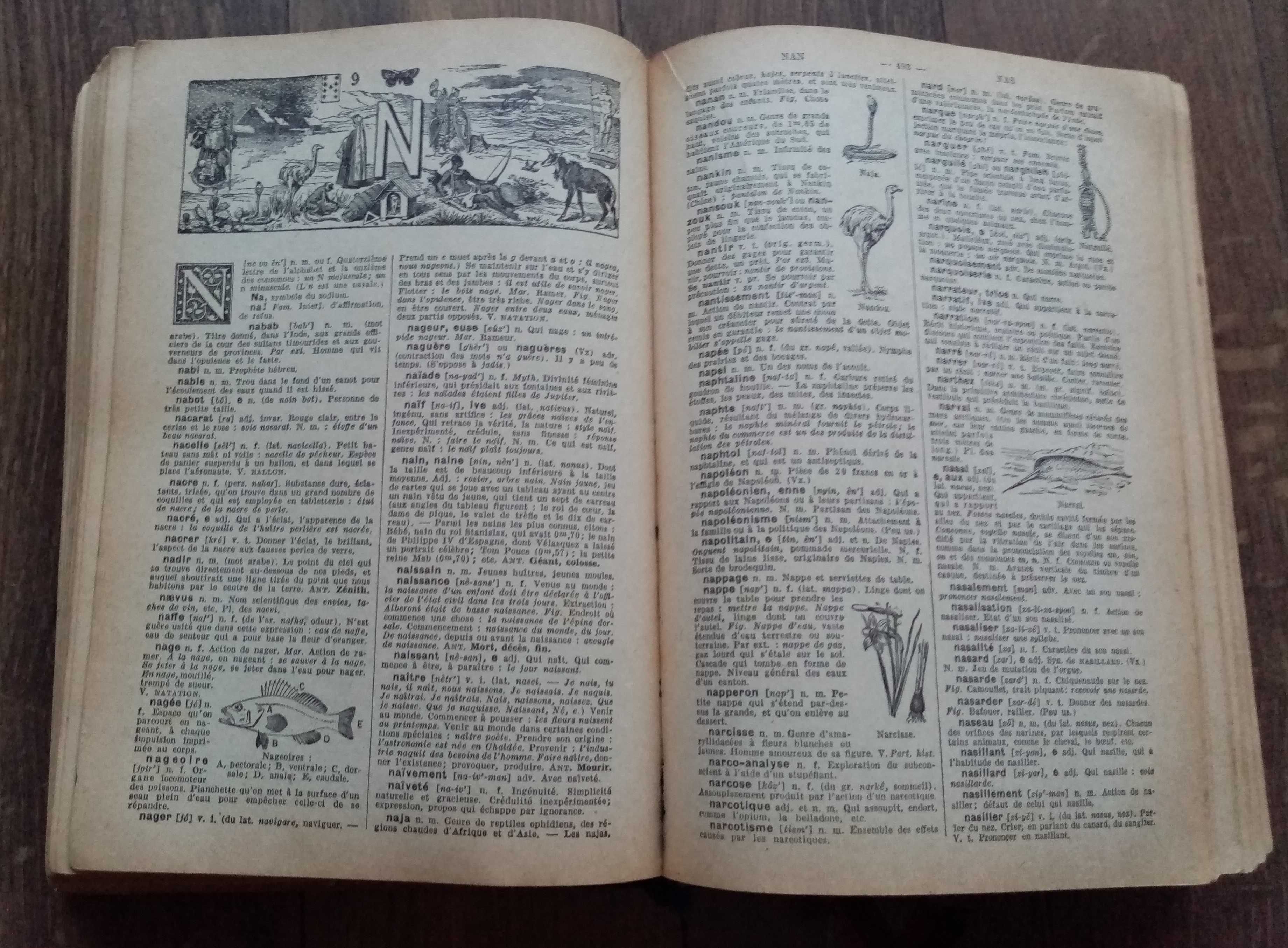 Dictionar in limba franceza "Petit Larousse Illustre", 1952