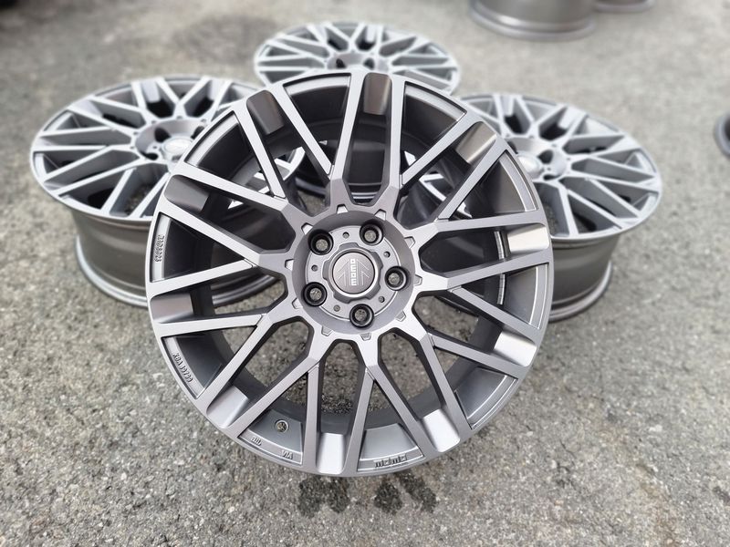 Jante 18'' 5x114 3 Momo 5x114 3 Toyota Kia Hyundai Honda Tesla Renault