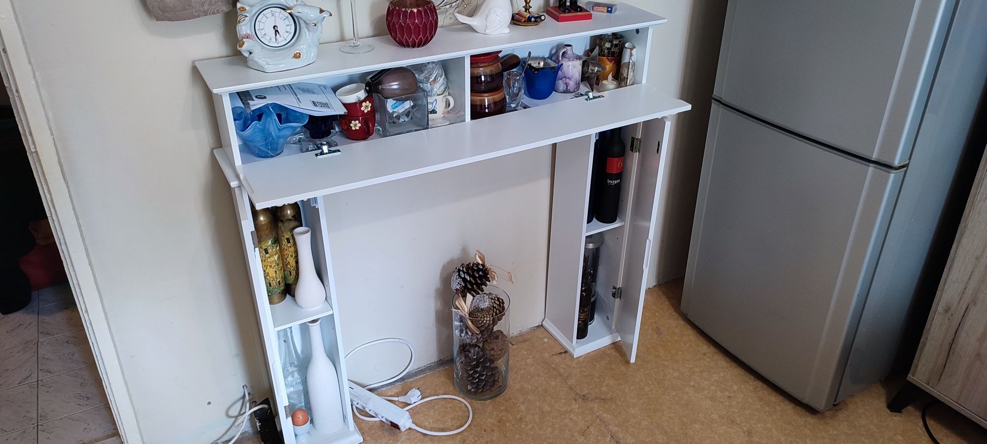 Декоративна рамка за камина