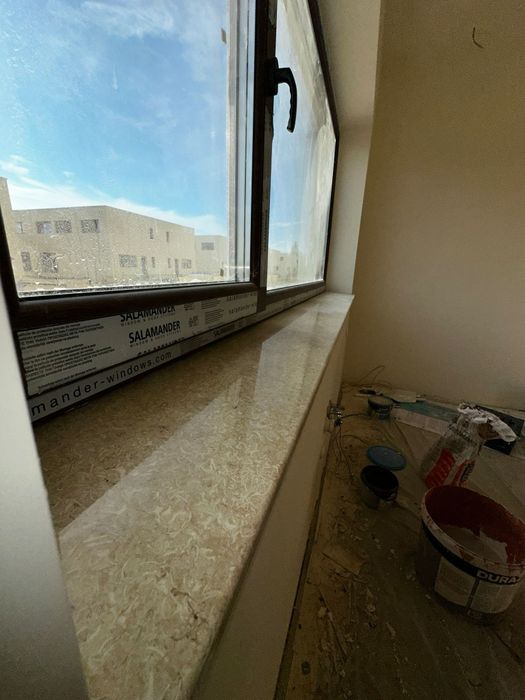 Glafuri, blaturi, trepte, pardoseli din marmură și granit