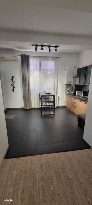 Se închiriază studio,in casă ,  in cart. Orizont