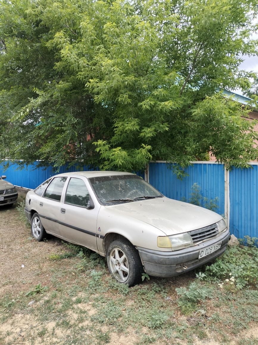 Опель вектра об 1.8