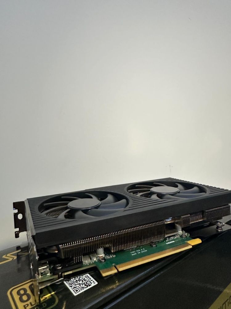 Видеокарта RTX 3060 Ti – Отлично състояние, от Dell геймърски компютър