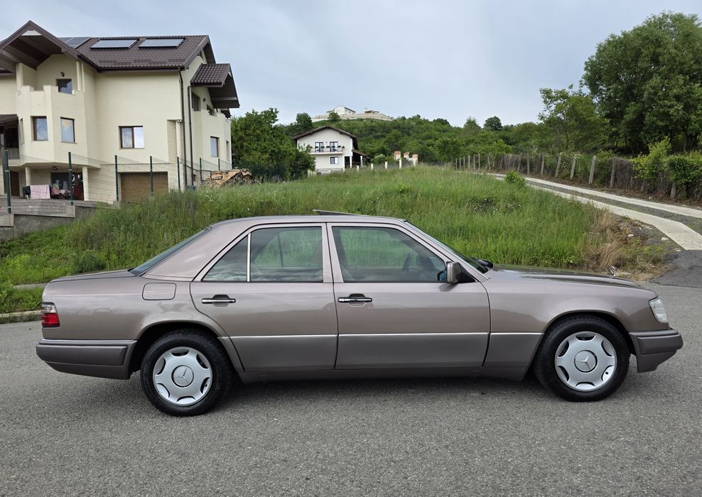 Vând Mercedes w 124